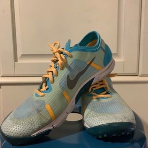 Nike Women’s Lunarelement Running Shoe